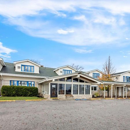 Rodeway Inn Formerly Camp Inn Lodge Oscoda Eksteriør bilde