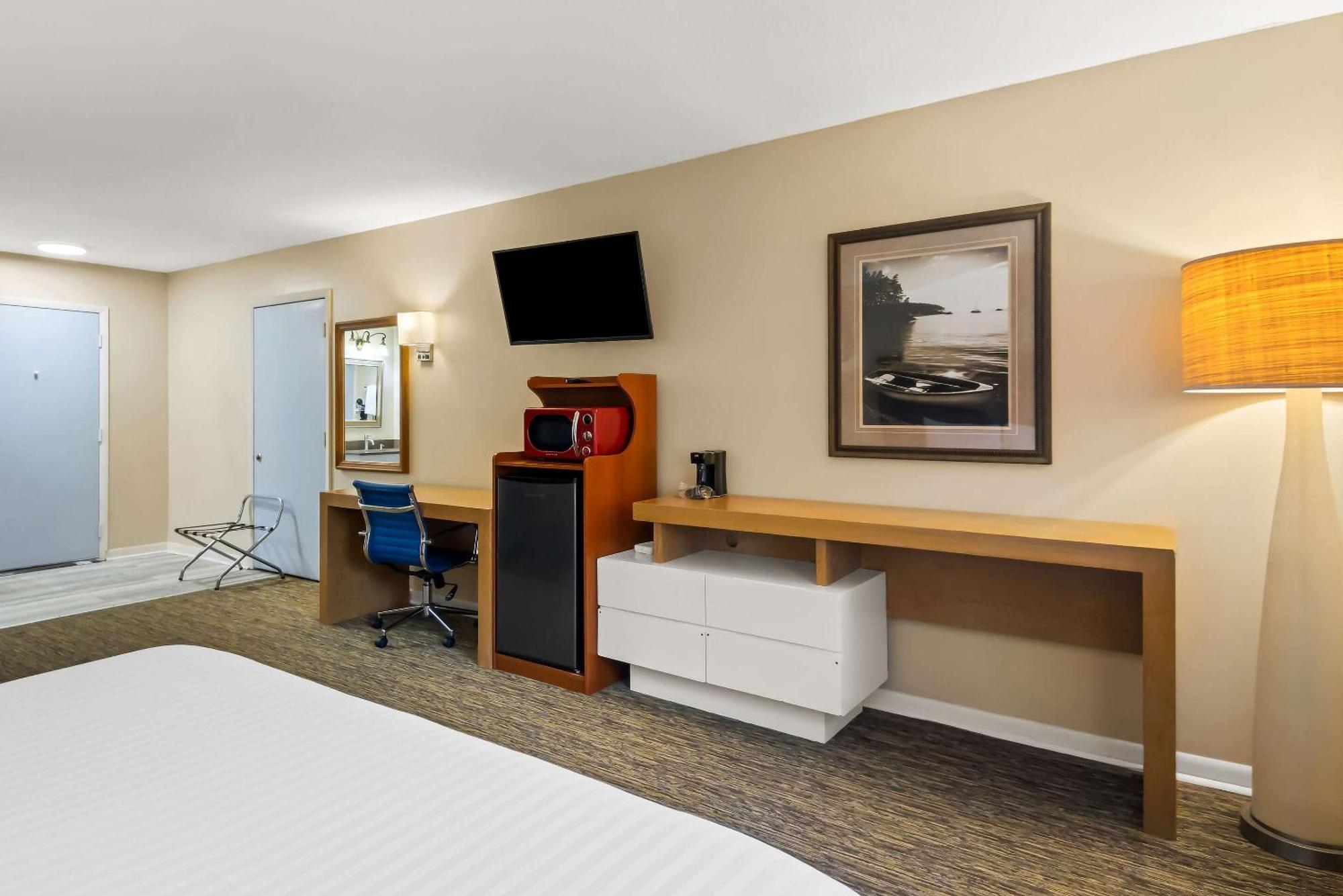 Rodeway Inn Formerly Camp Inn Lodge Oscoda Eksteriør bilde