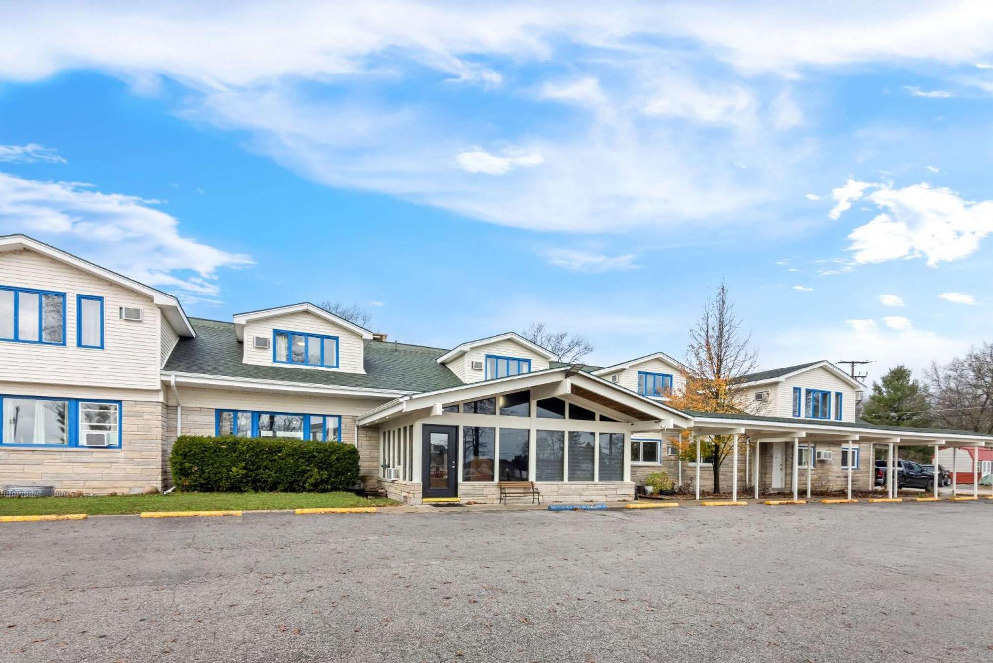 Rodeway Inn Formerly Camp Inn Lodge Oscoda Eksteriør bilde